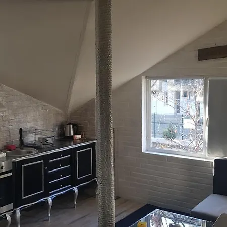 Stanmary Apartment *